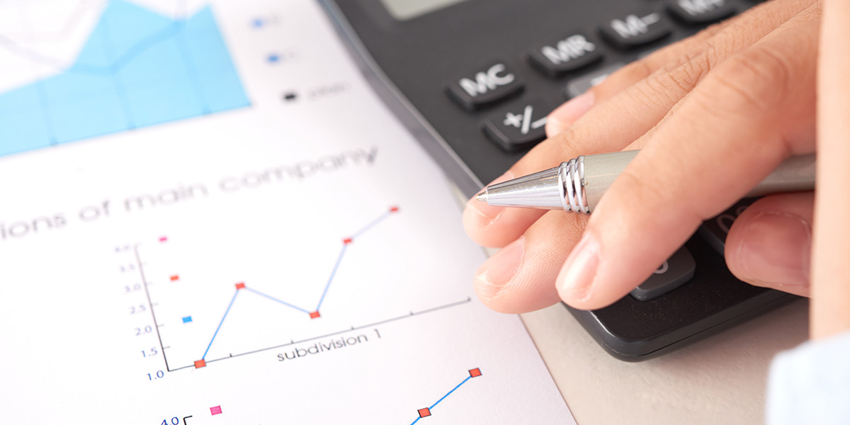 Handling Mid-Contract Upgrades and Cross-Sells in SaaS Billing