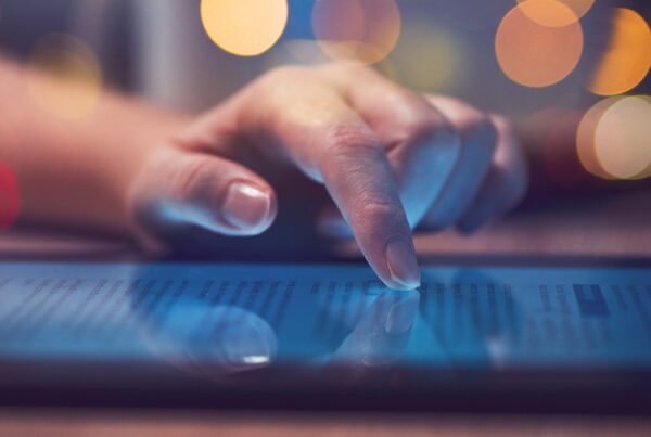 end user on a tablet exploring free trial and freemium options