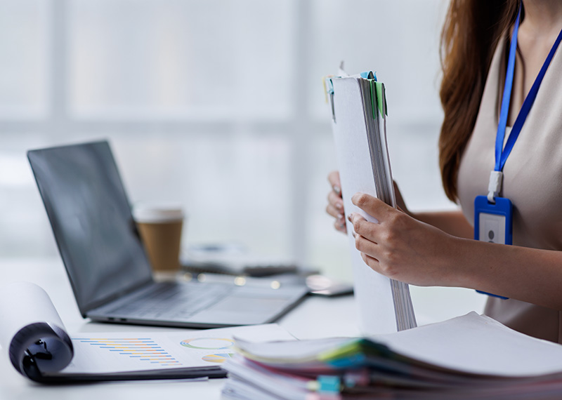 accounts receivable professional configuring dunning email messages