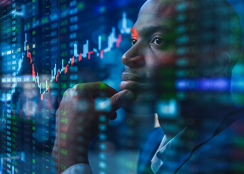 financial analyst looking at deferred revenue waterfall chart
